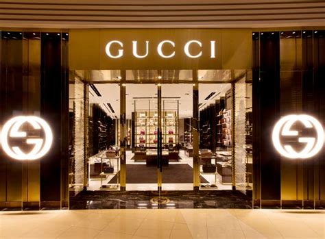 Gucci shangri la plaza